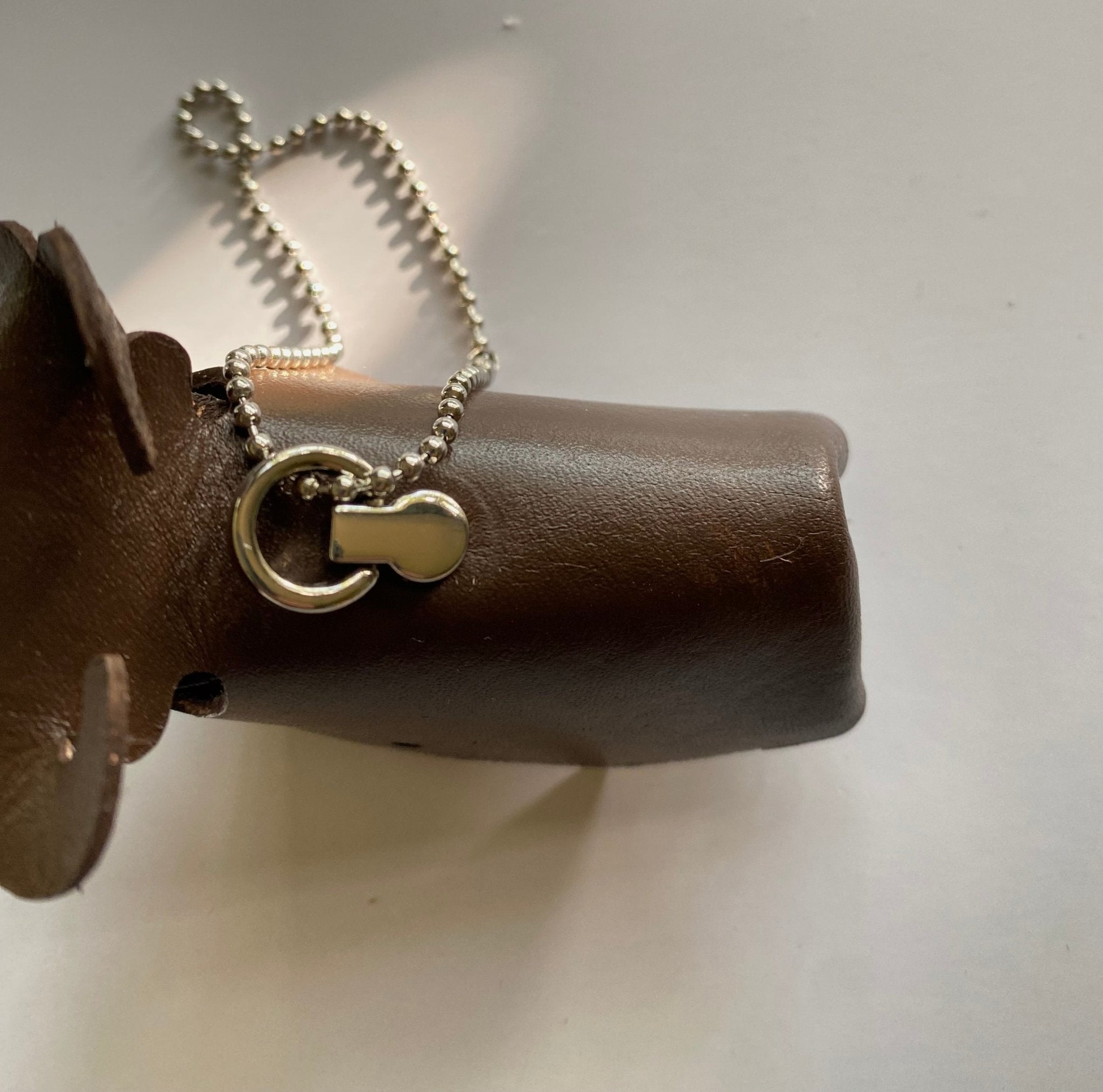 Mercado Minis – Leather Animal Keychains - La Tabla